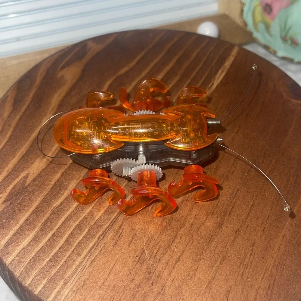 HexBug Orange Fire Ant Micro High Speed Robot Robotic Bug Creature Toy